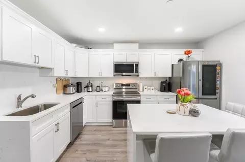 51 Jeffries St #1, Boston, MA 02128