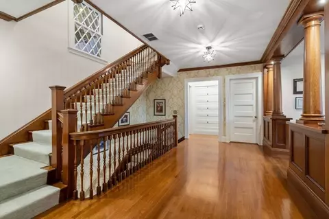 Entry Way - 60 Abbott Rd, Wellesley, MA 02481 photo 3 of 3