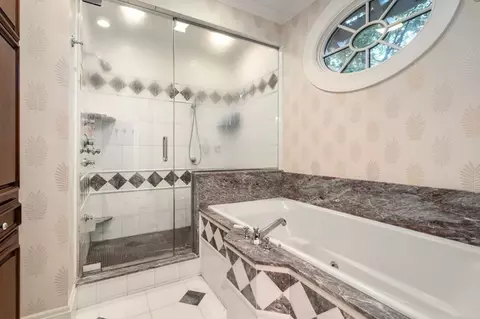 Bath - 60 Abbott Rd, Wellesley, MA 02481 photo 3 of 7