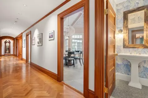 Entry Way - 60 Abbott Rd, Wellesley, MA 02481 photo 2 of 3
