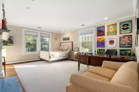 Bedroom - 60 Abbott Rd, Wellesley, MA 02481 photo 3 of 7