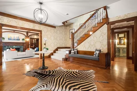 Entry Way - 60 Abbott Rd, Wellesley, MA 02481 photo 1 of 3