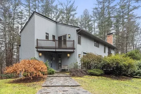 124 Fifty Acre Way, Carlisle, MA 01741