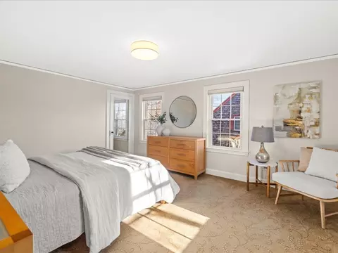 Bedroom - 25 Pickwick Rd, Marblehead, MA 01945 photo 5 of 7