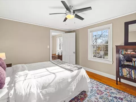 Bedroom - 25 Pickwick Rd, Marblehead, MA 01945 photo 4 of 7