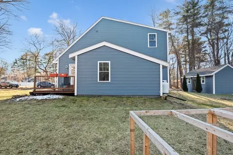Exterior - 9 Mapleton Rd, Merrimac, MA 01860 photo 4 of 7