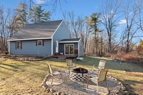 Exterior - 9 Mapleton Rd, Merrimac, MA 01860 photo 7 of 7