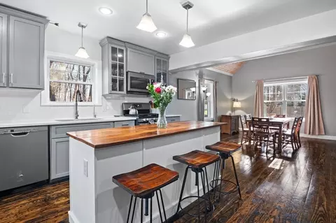 Kitchen - 9 Mapleton Rd, Merrimac, MA 01860 photo 2 of 4