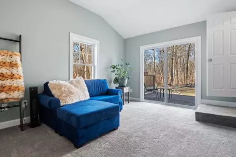 Living - 9 Mapleton Rd, Merrimac, MA 01860 photo 3 of 3