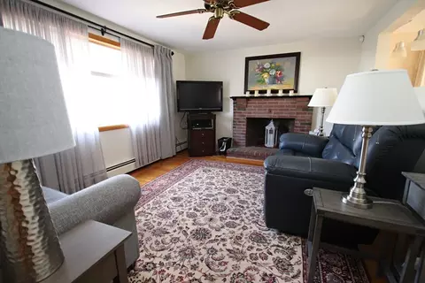 Living - 25 Serino Way, Saugus, MA 01906 photo 3 of 6