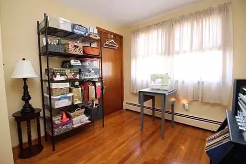 Kitchen - 25 Serino Way, Saugus, MA 01906 photo 4 of 4