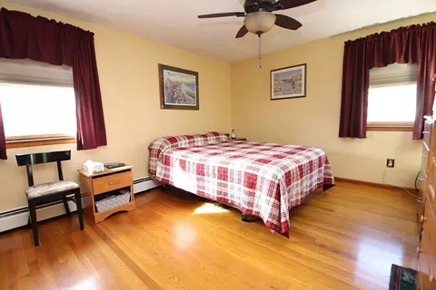 Bedroom - 25 Serino Way, Saugus, MA 01906 photo 3 of 4