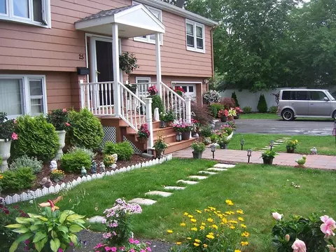 Exterior - 25 Serino Way, Saugus, MA 01906 photo 12 of 14