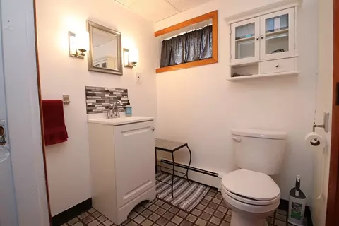 Bath - 25 Serino Way, Saugus, MA 01906 photo 3 of 3