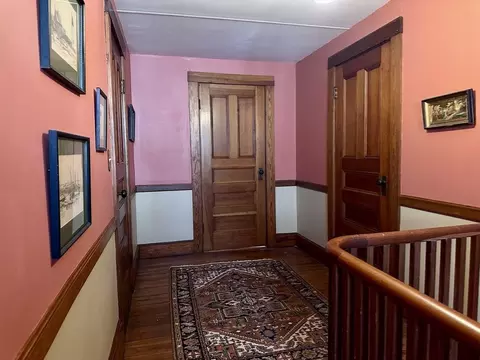 Entry Way - 449 Main St, Ashfield, MA 01330 photo 4 of 5