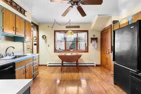 Dining - 142 Bancroft Ave, Reading, MA 01867 photo 4 of 4