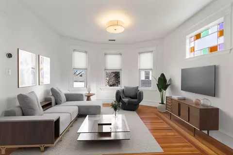 16 Reed St #3, Cambridge, MA 02140