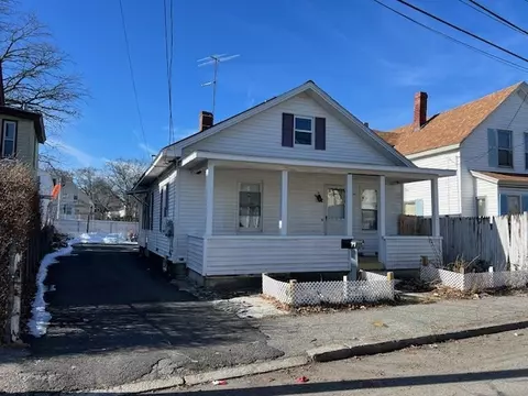 71 Powell St, Lowell, MA 01851