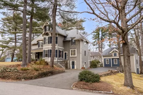 76 Washington St, Wellesley, MA 02481
