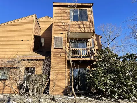 132 West Mdw #11, Haverhill, MA 01832