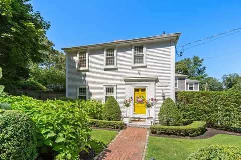 416 Washington St, Duxbury, MA 02332