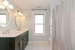 Bath - 6 Madison Ct #2, Gloucester, MA 01930 photo 2 of 4