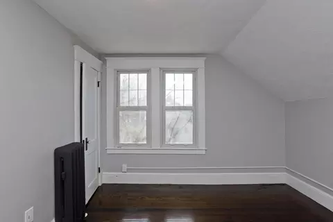 28 Chilson St, Springfield, MA 01118 photo 32