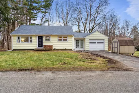 26 Mayhew Street Ext, Framingham, MA 01702