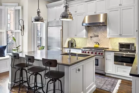 9 Upton St #1, Boston, MA 02118