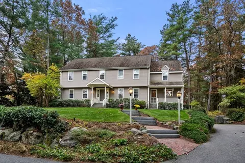 15 Bradyll Rd, Weston, MA 02493