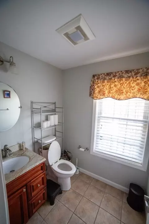 16 Henry Joseph Dr, Webster, MA 01570 photo 7