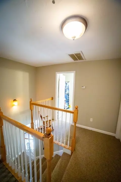 16 Henry Joseph Dr, Webster, MA 01570 photo 8