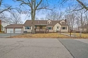 25 Camden Ave, Brockton, MA 02301