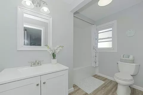 211 Jefferson St, Fall River, MA 02721 photo 9