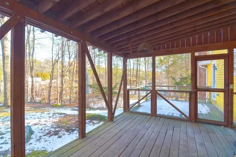Exterior - 35 Cider Mill Ln, Upton, MA 01568 photo 7 of 12