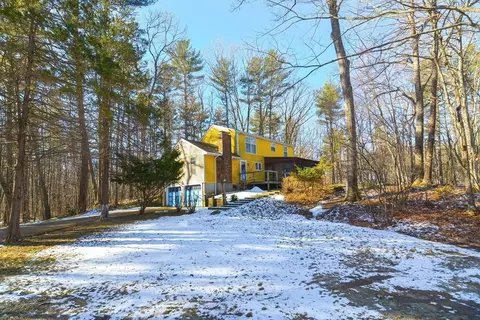 Exterior - 35 Cider Mill Ln, Upton, MA 01568 photo 11 of 12