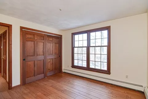 Bedroom - 35 Cider Mill Ln, Upton, MA 01568 photo 2 of 3