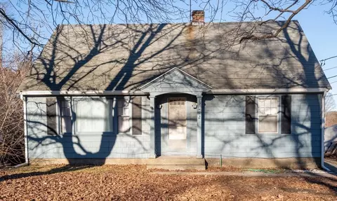 262 Millbury Ave, Millbury, MA 01527