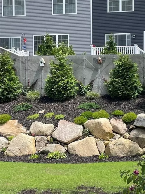 Exterior - 9 Church Ave, Wareham, MA 02571 photo 6 of 8