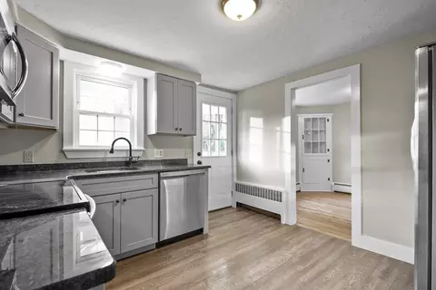Kitchen - 100 Thompson Rd, Webster, MA 01570 photo 4 of 4