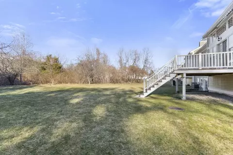 Exterior - 18 Maple Ln #18, Marshfield, MA 02050 photo 10 of 11