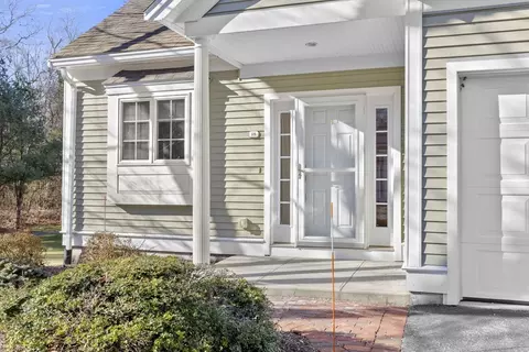 Exterior - 18 Maple Ln #18, Marshfield, MA 02050 photo 2 of 11