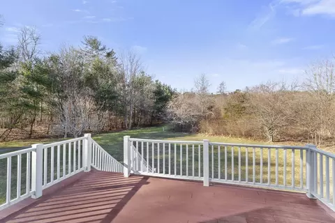Exterior - 18 Maple Ln #18, Marshfield, MA 02050 photo 4 of 11