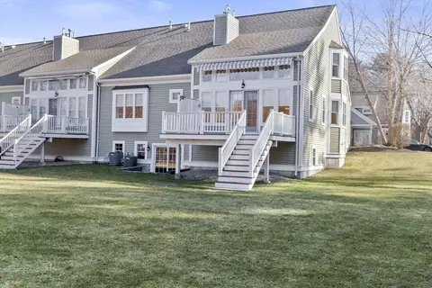 Exterior - 18 Maple Ln #18, Marshfield, MA 02050 photo 7 of 11