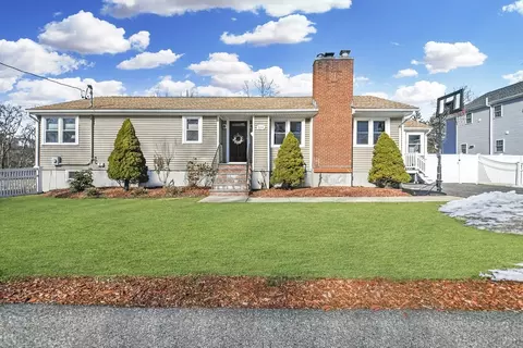 231 Water St, Framingham, MA 01701