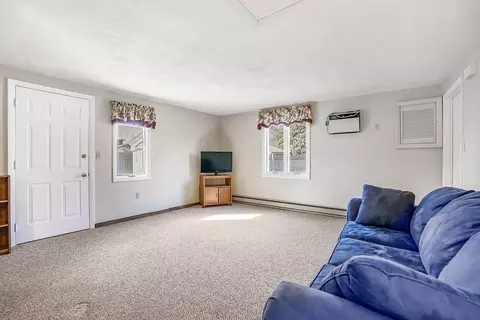 Living - 1 Mark Rd, Beverly, MA 01915 photo 2 of 4