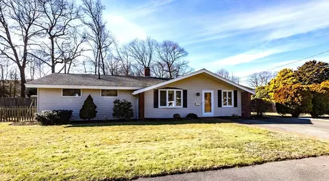 Exterior - 1 Mark Rd, Beverly, MA 01915 photo 2 of 6