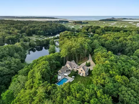 695 Summer St, Marshfield, MA 02050