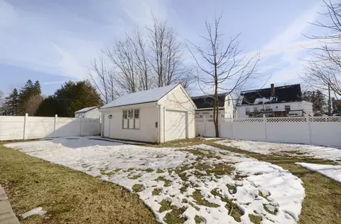 Exterior - 18 Birmingham Rd, Worcester, MA 01606 photo 7 of 7