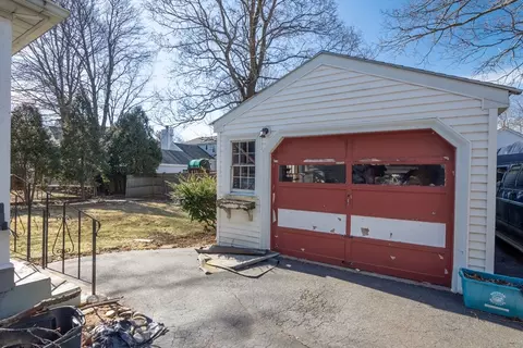 Exterior - 239 Manning St, Needham, MA 02492 photo 4 of 8